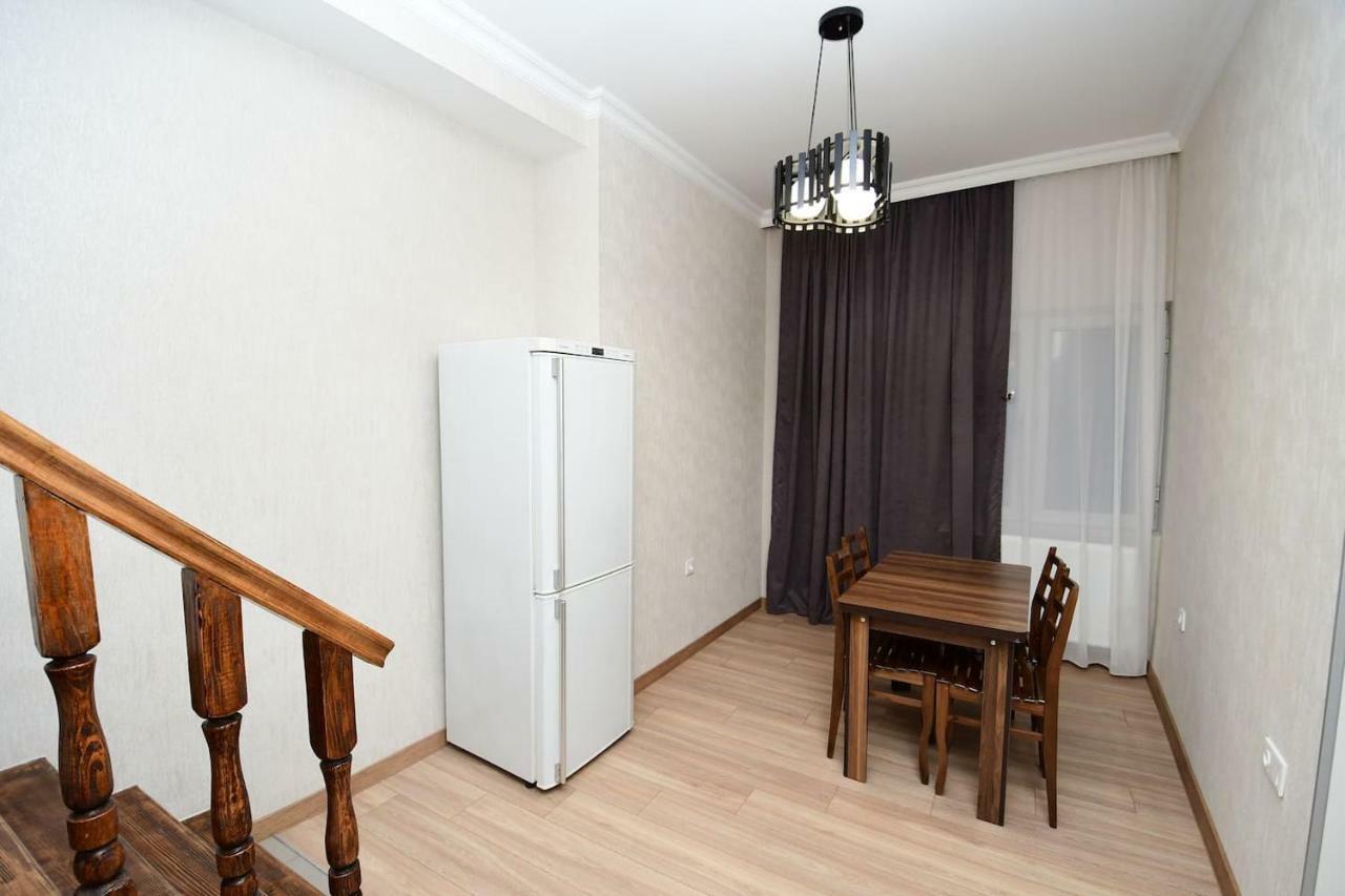 Freedom Square Apartment Тбілісі Екстер'єр фото